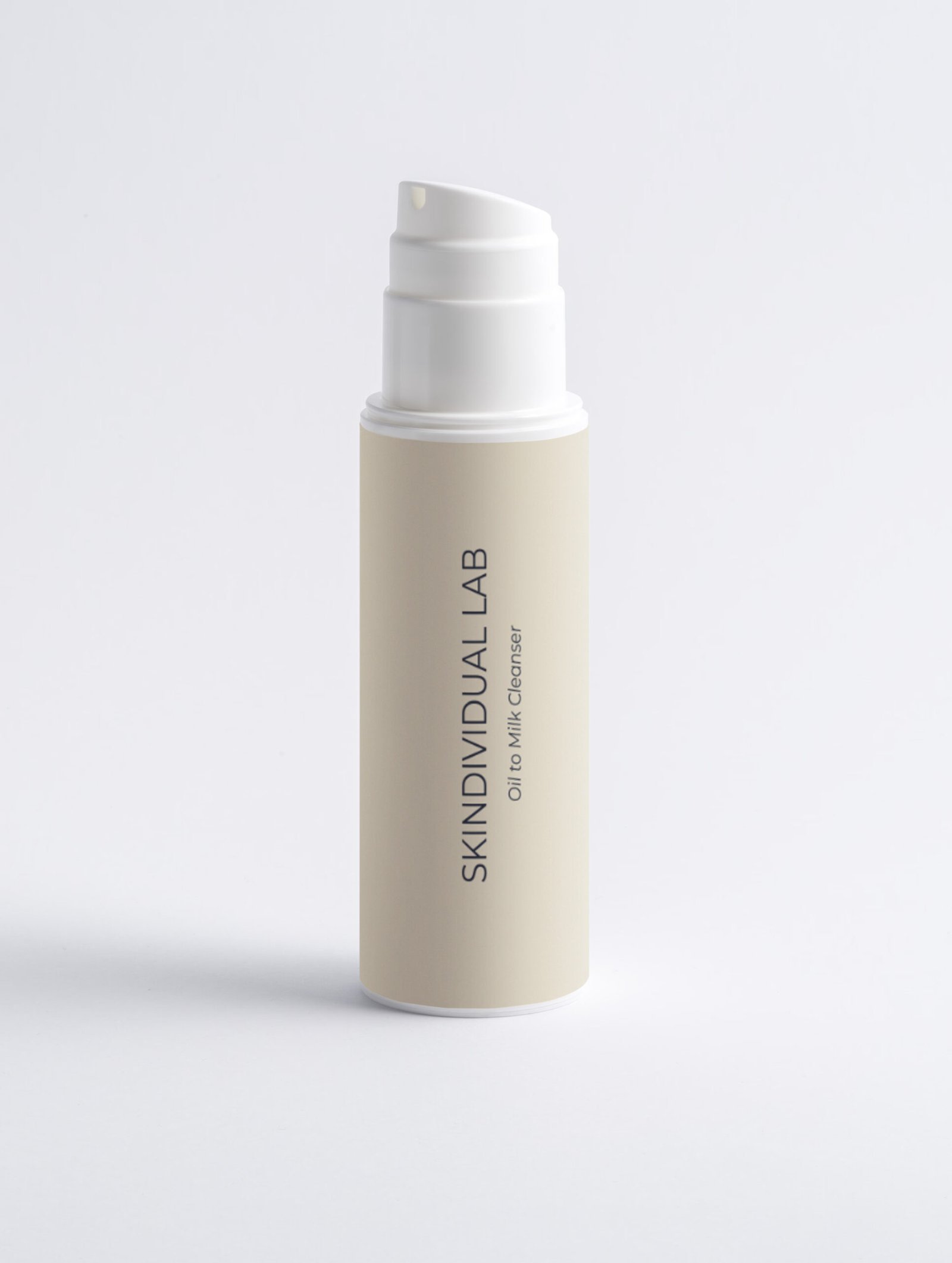 Sensitive Skin Oil-To-Milk Cleanser - Image 3